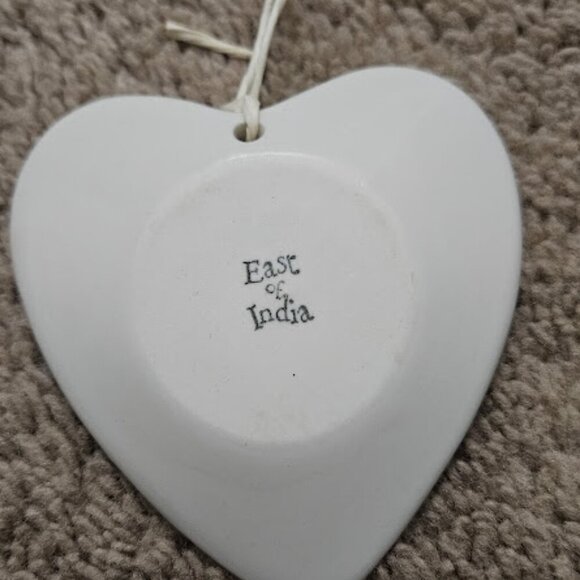 East of India White Ceramic Heart To Have and To Hold Small Trinket Dish - Picture 3 of 4